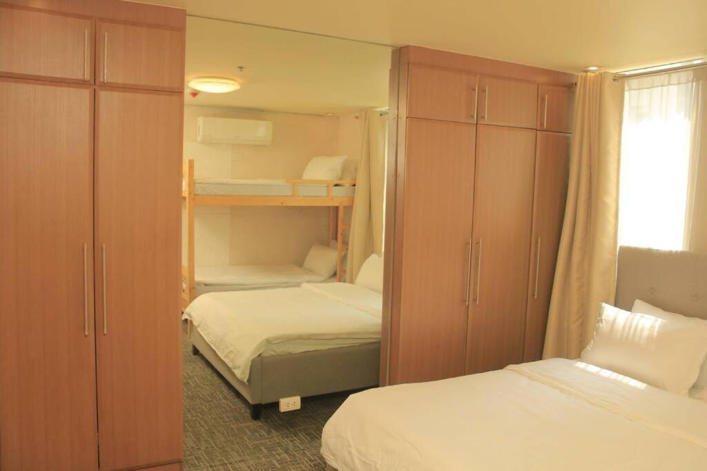 A2J Luxury 1Br Balcony Suite Near Venice Mall Bgc 마닐라 외부 사진