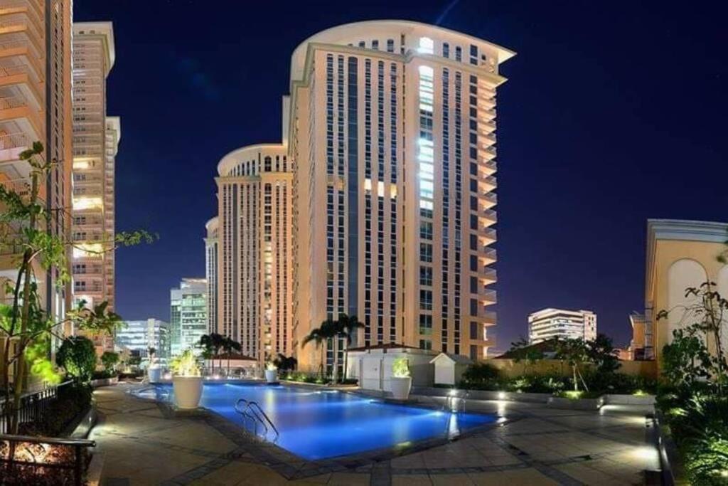 A2J Luxury 1Br Balcony Suite Near Venice Mall Bgc 마닐라 외부 사진
