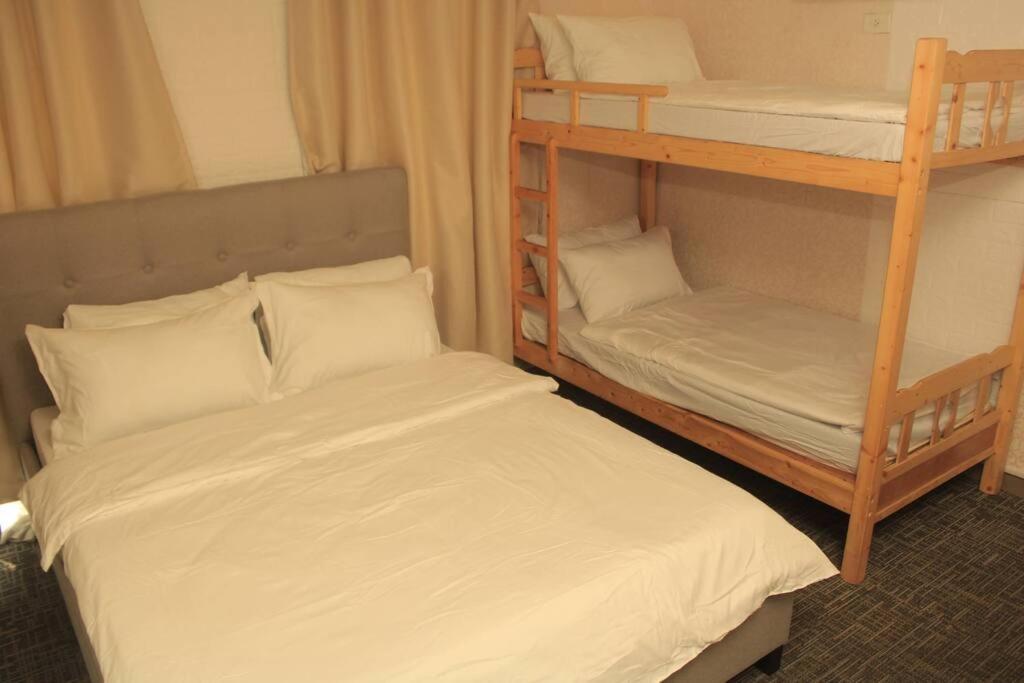 A2J Luxury 1Br Balcony Suite Near Venice Mall Bgc 마닐라 외부 사진