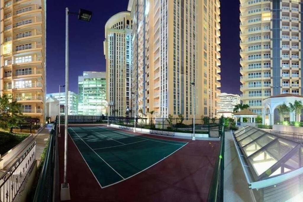 A2J Luxury 1Br Balcony Suite Near Venice Mall Bgc 마닐라 외부 사진