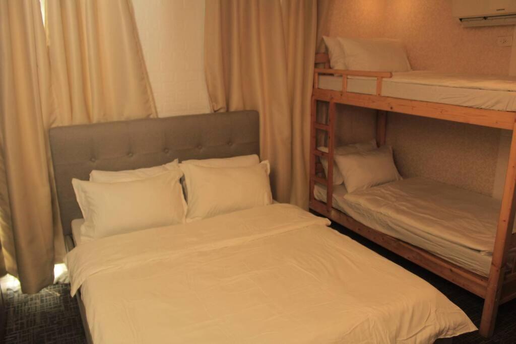 A2J Luxury 1Br Balcony Suite Near Venice Mall Bgc 마닐라 외부 사진