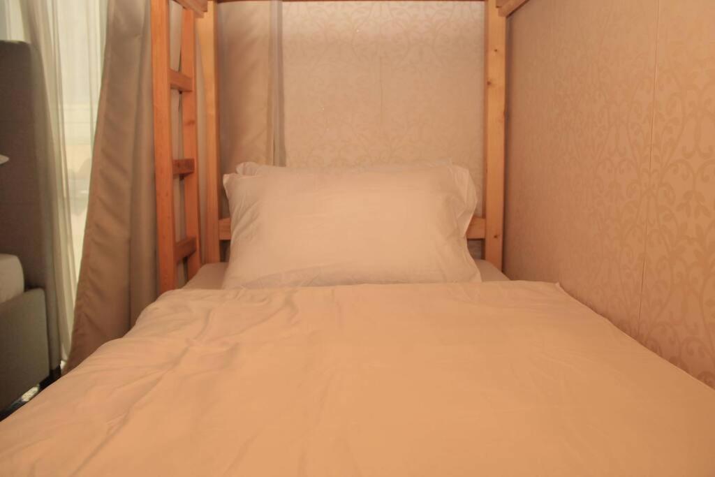 A2J Luxury 1Br Balcony Suite Near Venice Mall Bgc 마닐라 외부 사진